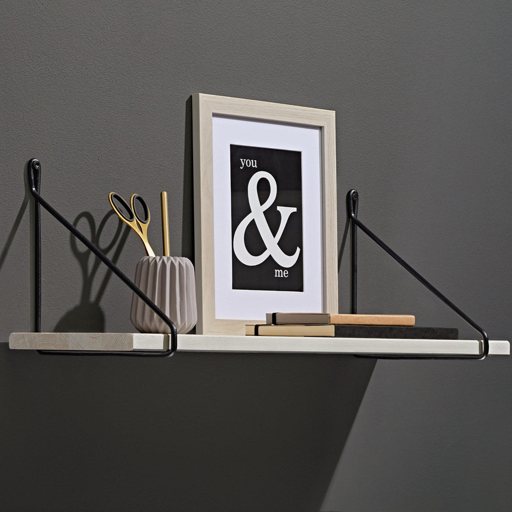 VINTAGE Shelf and FIL Bracket | Lifestyle | White Pine